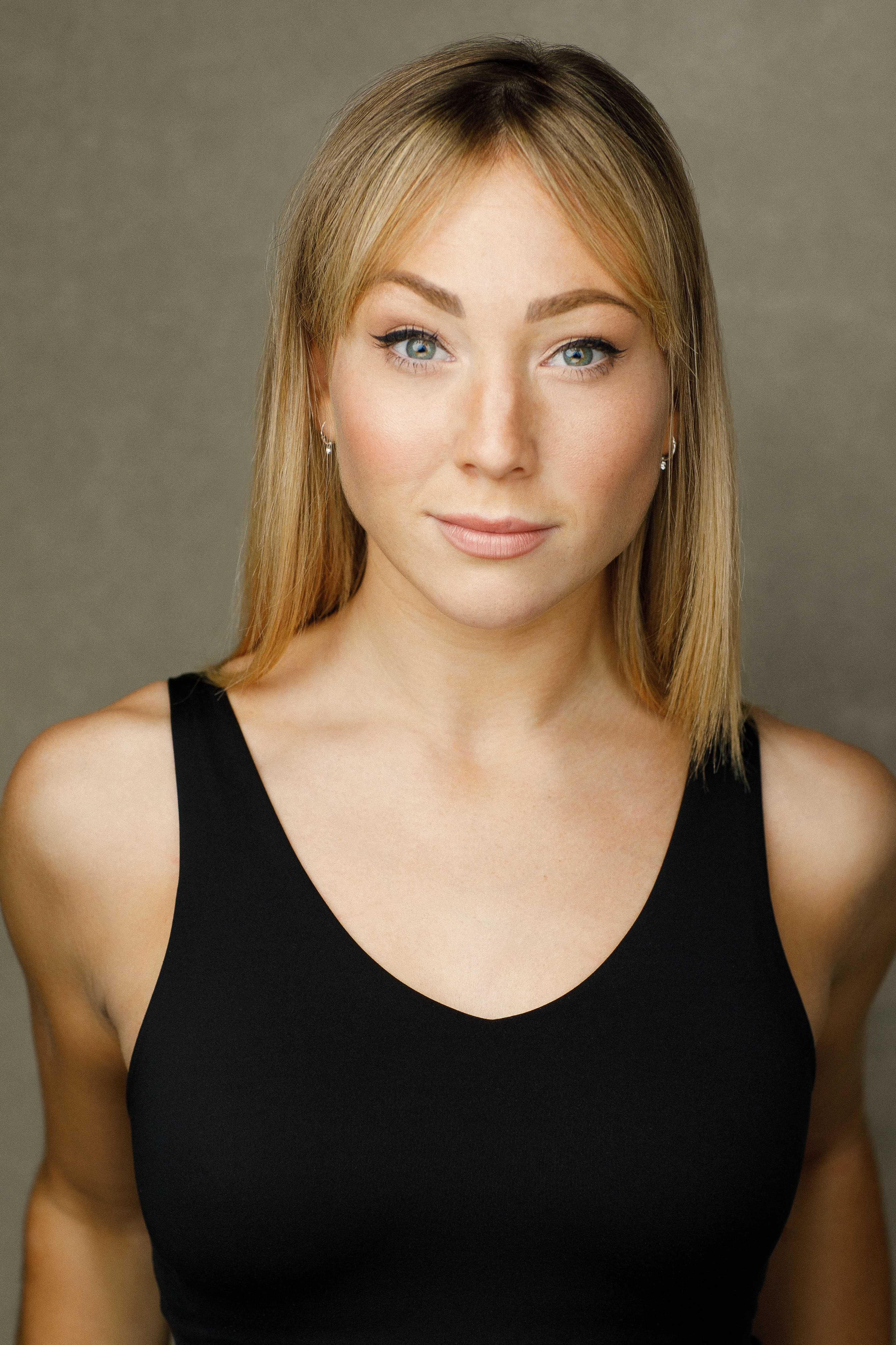Laura Hills